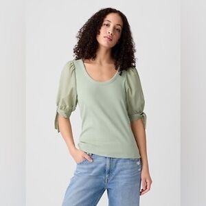 GAP Women's Light Green Puff Sleeve Tee
